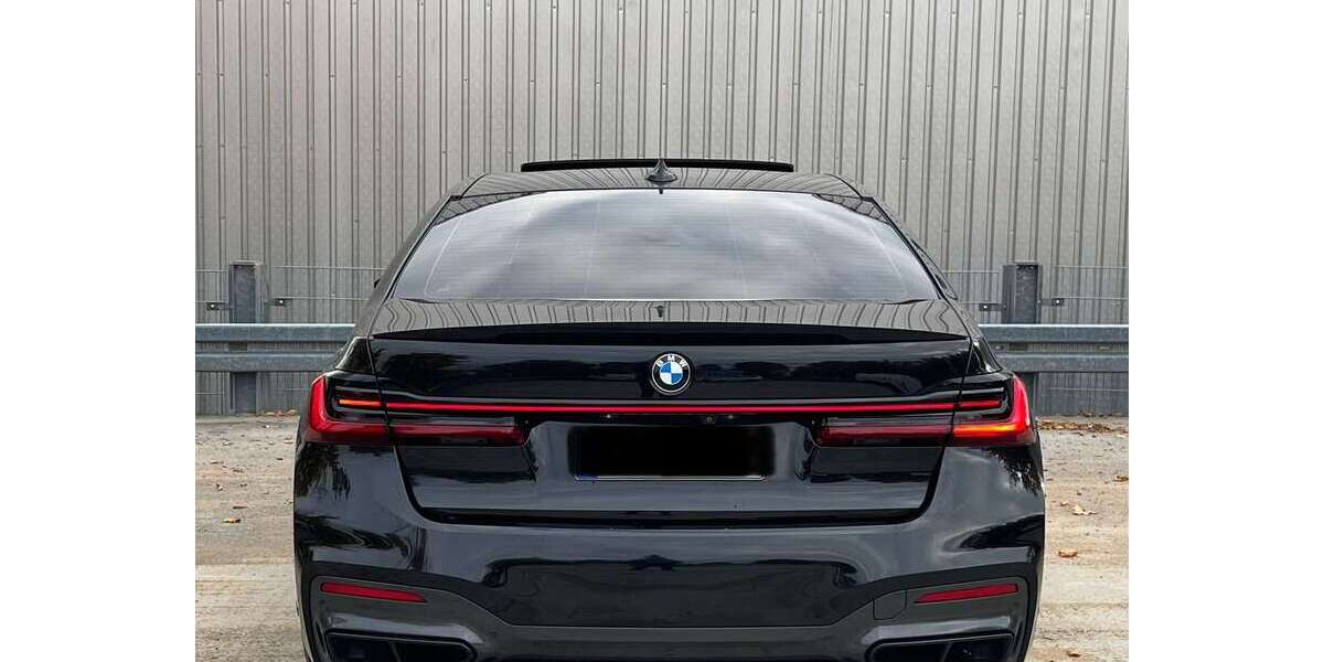 BMW 730 130.000 km 44.390 &euro; Stuttgart 70771