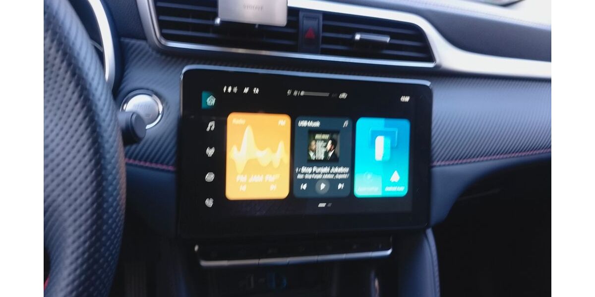 MG ZS 11.000 km 19.600 &euro; Potsdam 14473