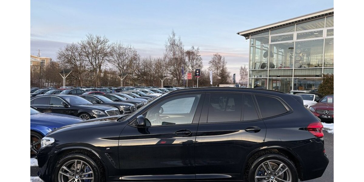 BMW X3 xDrive 30 d M Sport CARPLAY/NAVI/DAB/LED/AHK 81.948 km 39.900 &euro; Villingen-Schwenningen 78054