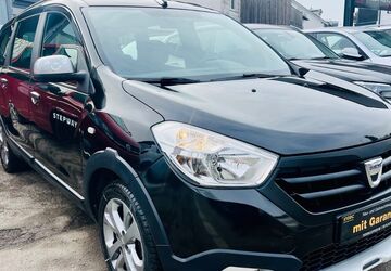 Dacia Lodgy 132.000 km 8.990 &euro; München 81825