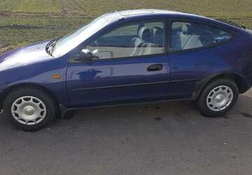 Mazda 323 115.000 km 2.100 &euro; Berglern 85459