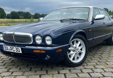 Jaguar XJ 543.643 km 8.600 &euro; Bamberg 96049
