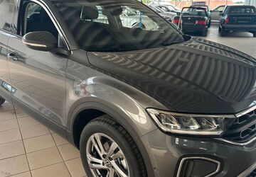 VW T-Roc 2.780 km 29.690 &euro; Batzhausen 92358