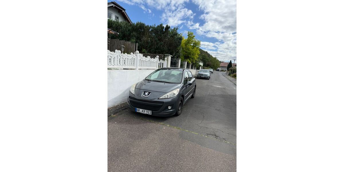 Peugeot 207 190.000 km 2.400 &euro; Rheinbrohl 56598