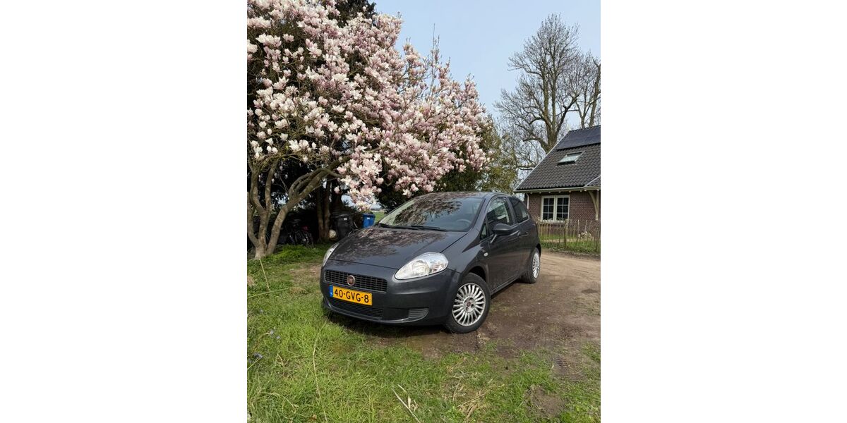 Fiat Punto 90.000 km 3.500 &euro; Amsterdam 1011d