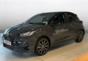 Toyota Yaris 10.000 km 28.960 &euro; Bitburg 54634