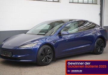 Tesla Model 3 32.136 km 41.550 &euro; Mönchengladbach 41236