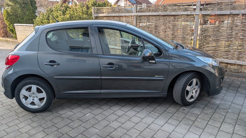 Peugeot 207 103.799 km 3.500 &euro; Rammingen 86871