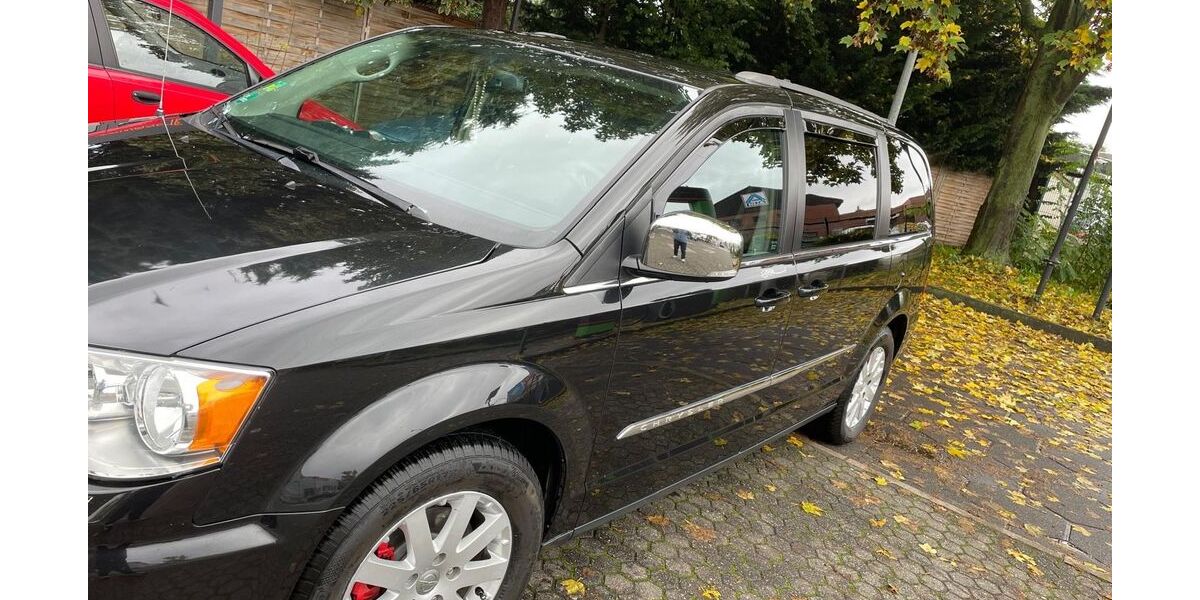 Chrysler Grand Voyager 137.000 km 16.000 &euro; Berlin 13355