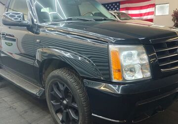 Cadillac Escalade 253.000 km 10.990 &euro; Mühlhausen OT Seebach 99998