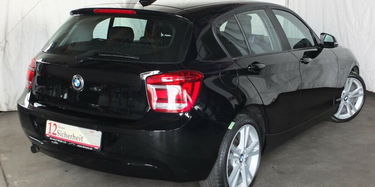 BMW 114i NAVI TELEFONIE GARANTIE PDC 18 ZOLL 115.841 km 8.898 &euro; Köln 50858