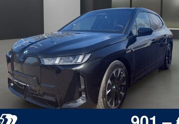 BMW iX 1.935 km 79.990 &euro; Kiel 24118