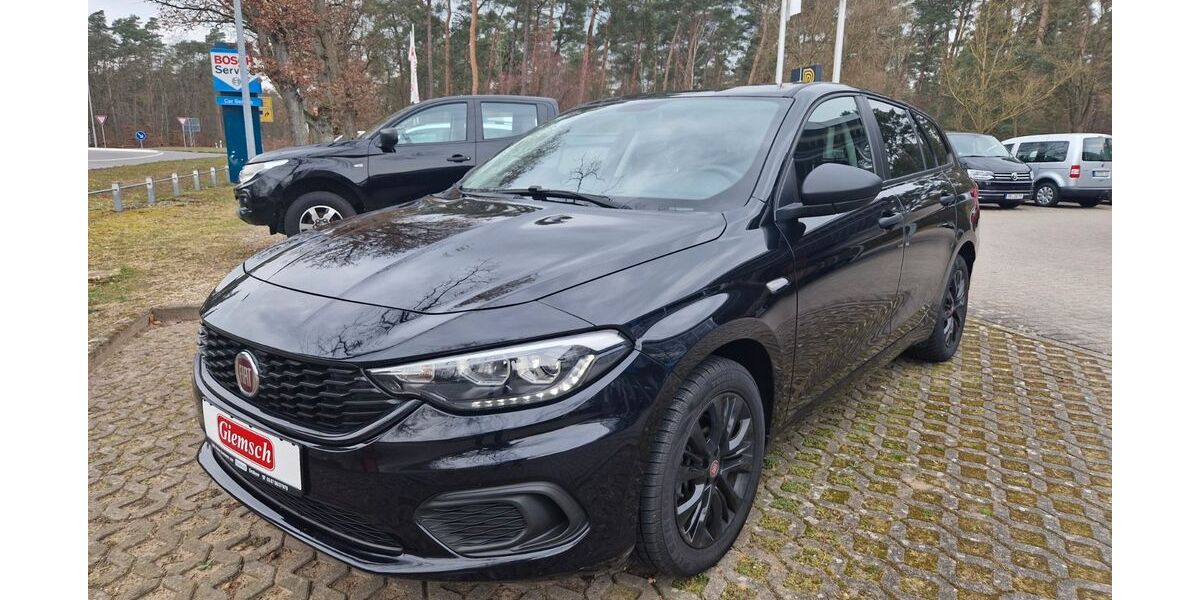Fiat Tipo 33.000 km 12.200 &euro; Grabow 19300