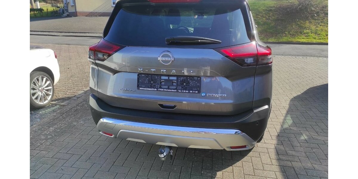 Nissan X-Trail e-Power e-4orce Tekna 4x4 35.698 km 33.000 &euro; Höchstenbach 57629