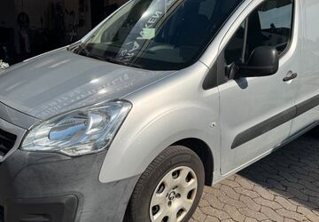 Peugeot Partner 152.000 km 6.650 &euro; Nürnberg 90453