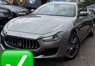 Maserati Ghibli 117.500 km 32.900 &euro; gladenbach 35075