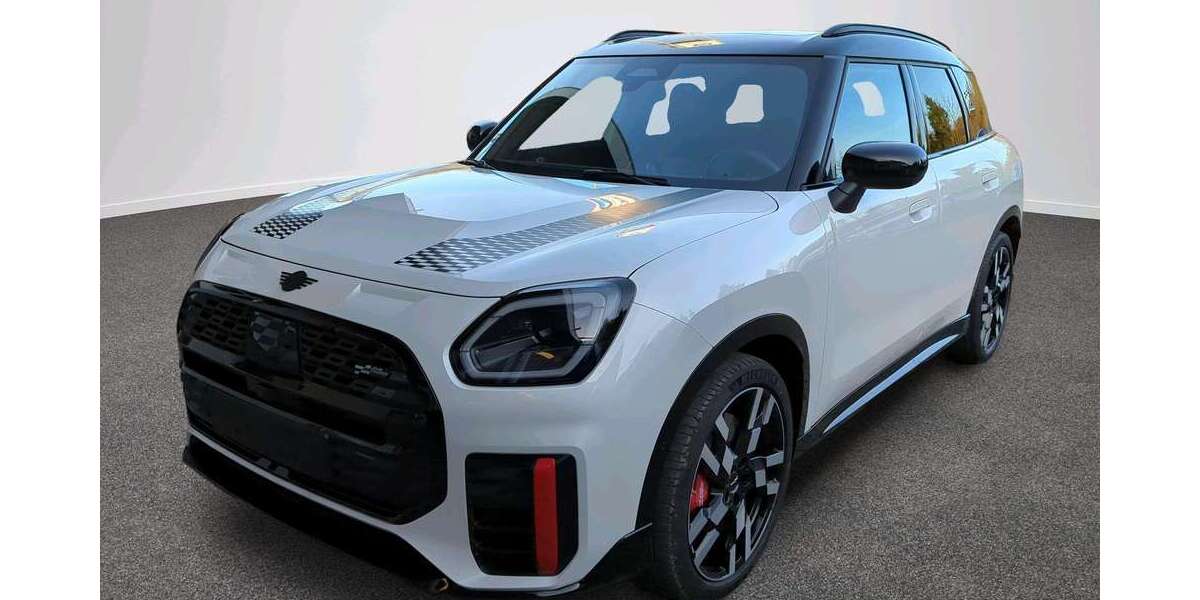 Mini JCW Countryman All4 2.441 km 46.654 &euro; München 80788