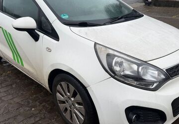 Kia Rio 206.000 km 1.950 &euro; wuppertal 42285