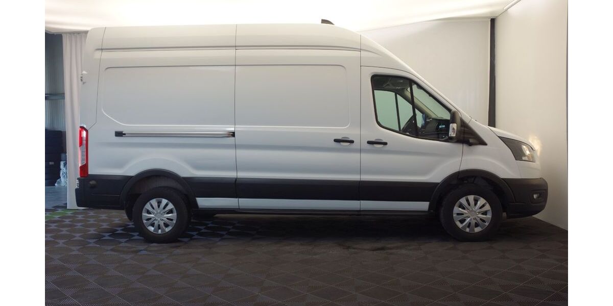 Ford Transit 39.000 km 25.900 &euro; Bad Lippspringe 33175