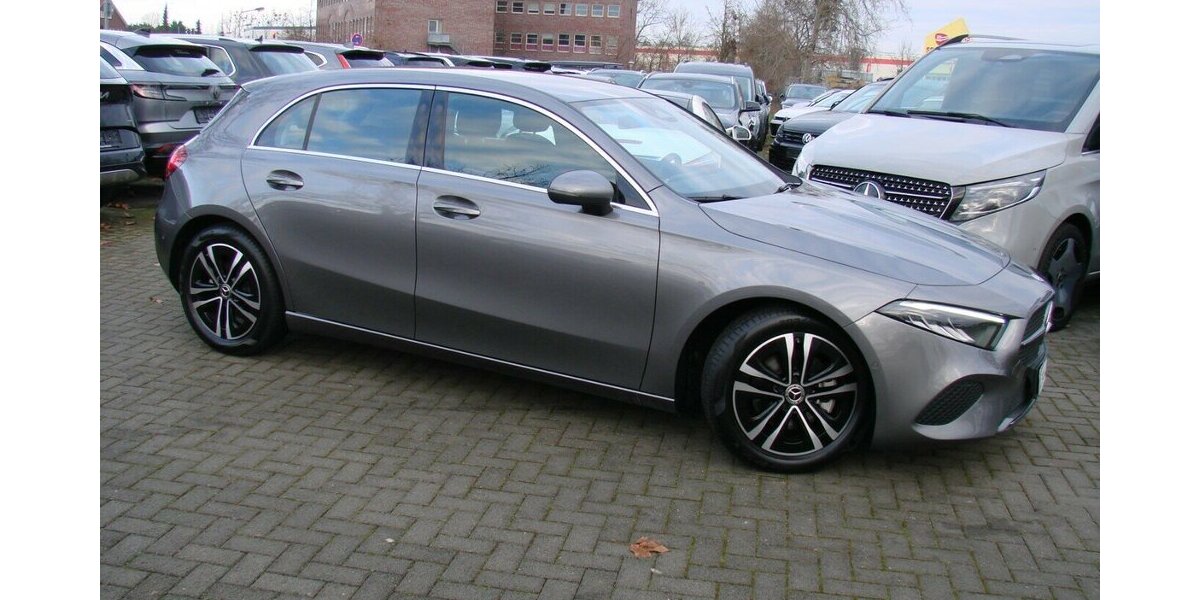 Mercedes-Benz A 200 d Urban Progressive DISTRONIC Pro LED Kamera 6.381 km 29.980 &euro; Falkensee 14612