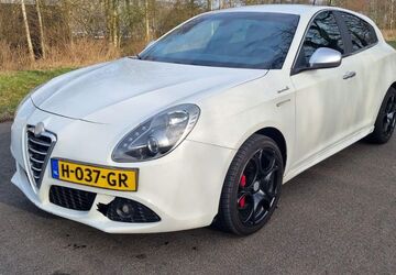 Alfa Romeo Giulietta 259.643 km 3.950 &euro; Emmen 