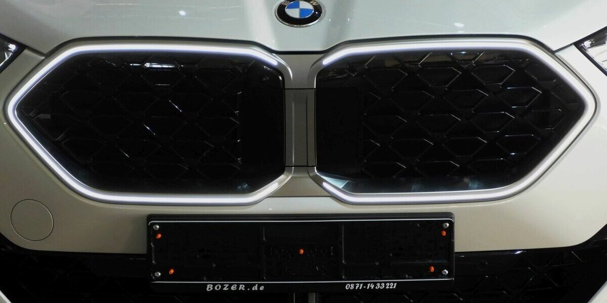 BMW X2 d U10 AHK,360° Kamera,HUD,Abstandstempomat 6.600 km 38.590 &euro; Landshut 84030