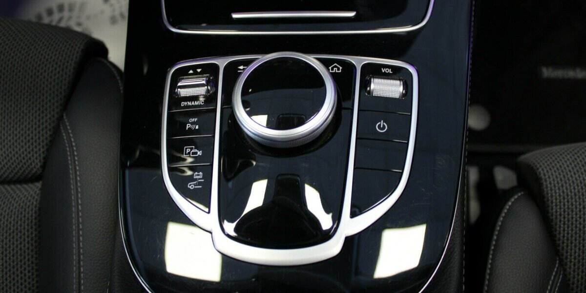 Mercedes-Benz E 300 e 9G-TRONIC Avantgarde 86.739 km 26.480 &euro; Euskirchen 53881