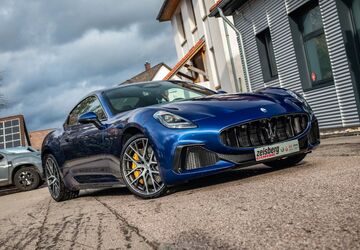 Maserati Granturismo 1.600 km 159.900 &euro; Mönchweiler 78087