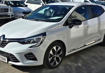 Renault Clio 60.946 km 15.890 &euro; Berlin 12247