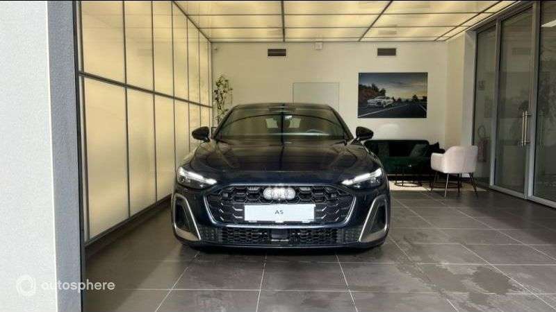 Audi A5 2.0 TFSI 204ch S line quattro S tronic 7 8.000 km 68.999 &euro; Champniers 16430