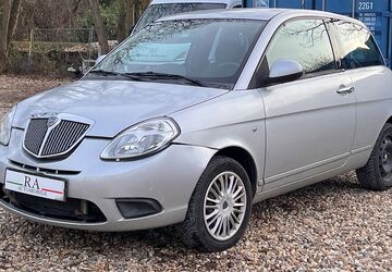 Lancia Ypsilon 114.000 km 1.550 &euro; Solingen 42651
