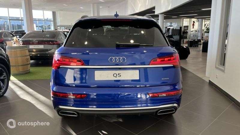 Audi Q5 50 TFSI e 299ch S line quattro S tronic 7 10 km 64.999 &euro; Champniers 16430