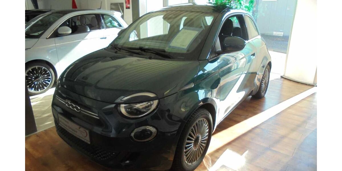 Fiat 500e 19.805 km 14.900 &euro; Hamburg 22043