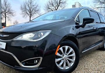 Chrysler Pacifica 117.514 km 19.990 &euro; Leipzig 04179
