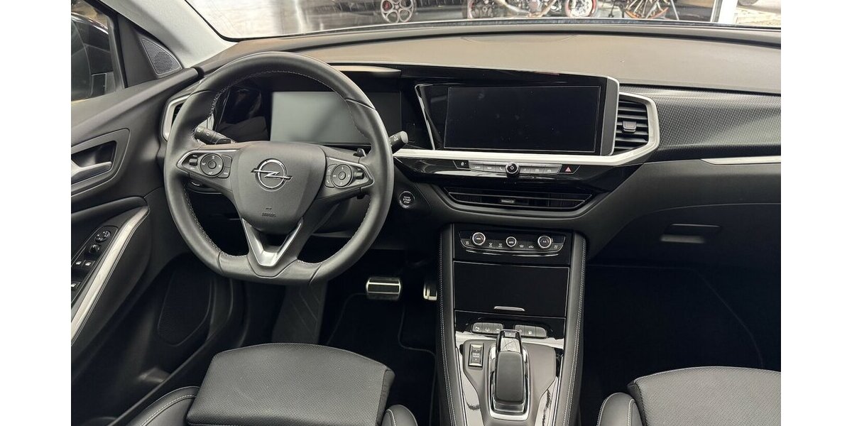Opel Grandland 1.6 300 GS Line 1.Hand Hybrid 4 14.150 km 22.270 &euro; Lich 35423