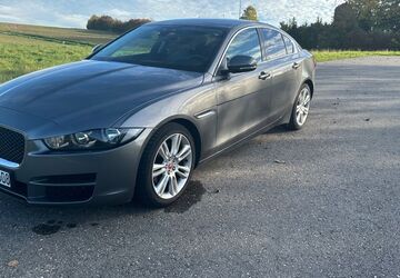 Jaguar XE 154.000 km 11.400 &euro; Bösingen 78662