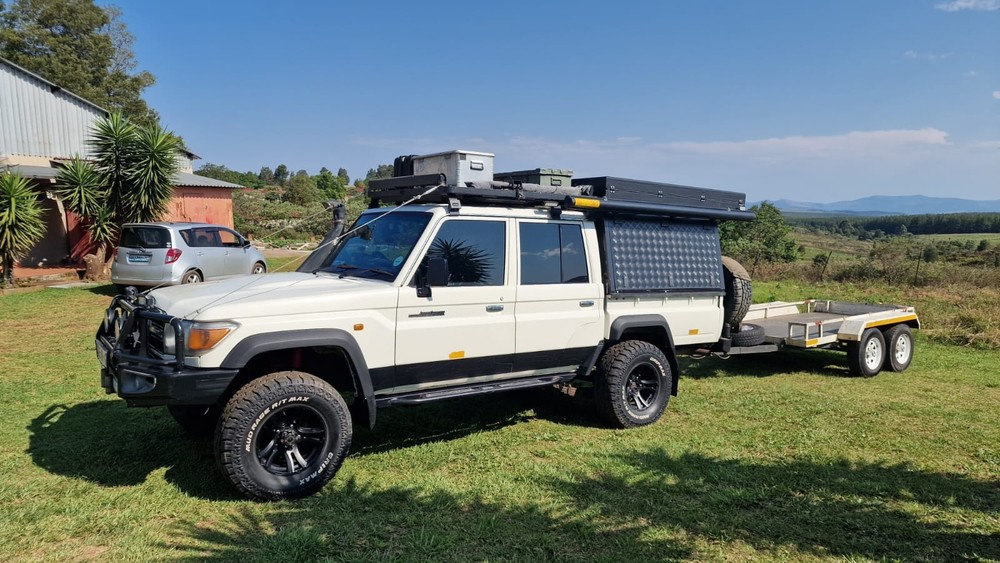 Toyota Land Cruiser 215.000 km 35.000 &euro; Graskop 