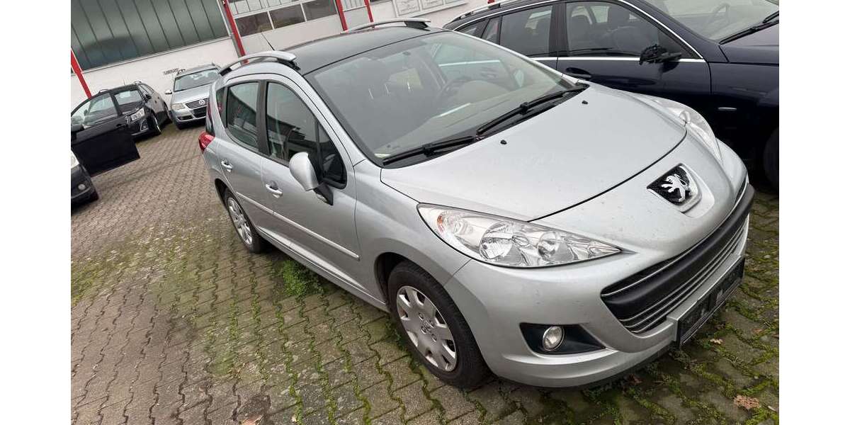 Peugeot 207 189.000 km 1.599 &euro; Borgentreich 34434