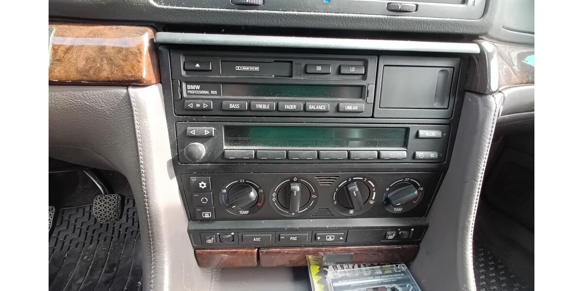 BMW E38 296.000 km 6.000 &euro; Altenberga 07768