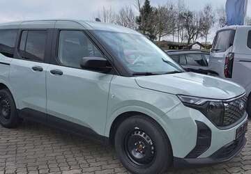 Ford Tourneo Courier 2.897 km 29.490 &euro; Wolferstadt 86709