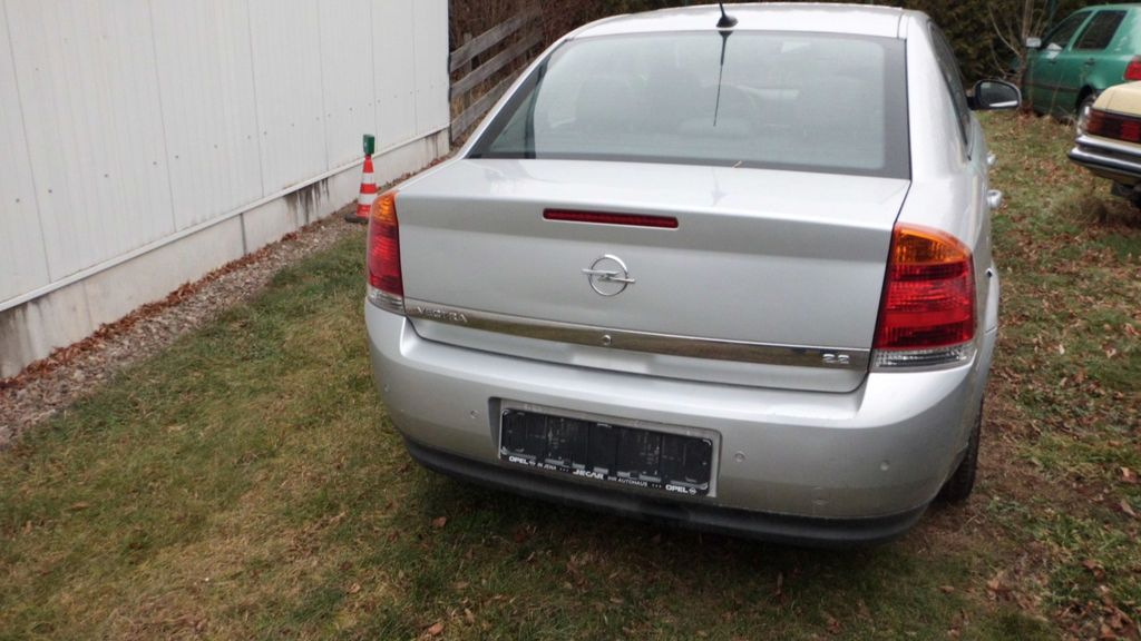 Opel Vectra 125.000 km 1.800 &euro; Arnstadt / OT Dornheim 99310