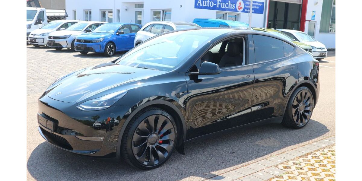 Tesla Model Y 33.900 km 45.000 &euro; Ellwangen - Neunstadt 73479