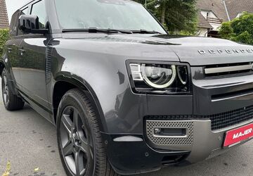 Land Rover Defender 53.969 km 65.500 &euro; Hamburg 22043