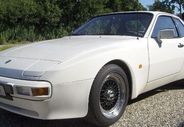 Porsche 944 113.000 km 22.500 &euro; Polling 84570
