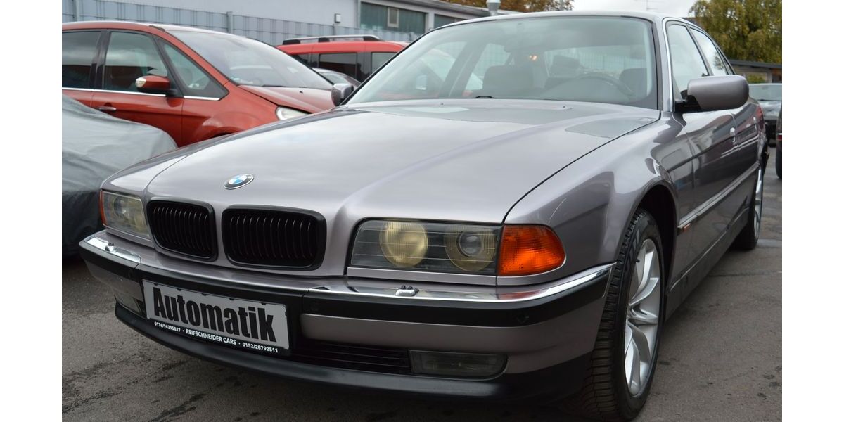 BMW 740 207.200 km 9.990 &euro; Schweinfurt 97424