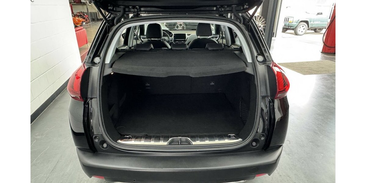 Peugeot 2008 1.2 GT-Line Automatik Sitzheizung Carplay 120.782 km 11.367 &euro; Lich 35423