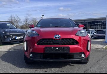 Toyota Yaris Cross 33.000 km 22.980 &euro; Garbsen 30826