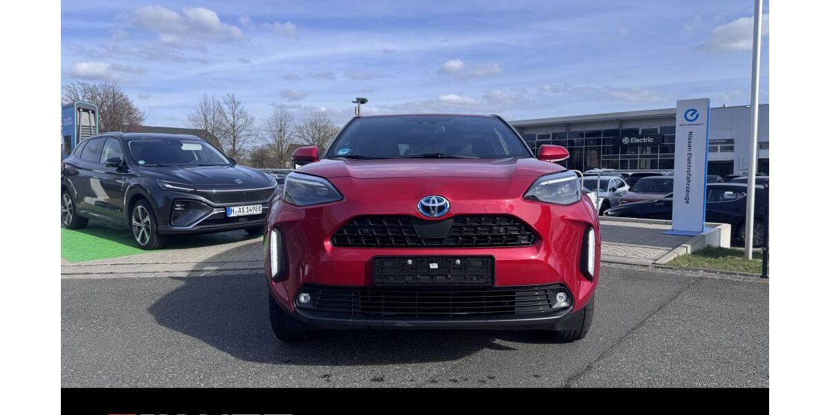 Toyota Yaris Cross 33.000 km 22.980 &euro; Garbsen 30826