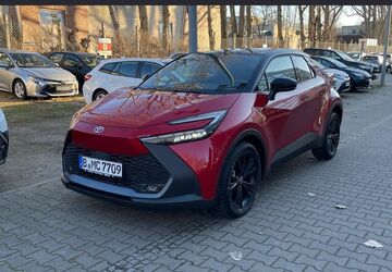 Toyota C-HR 1.001 km 43.340 &euro; Berlin 13403