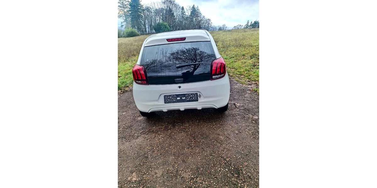 Peugeot 108 154.320 km 4.200 &euro; Limburg a.d. Lahn 65554